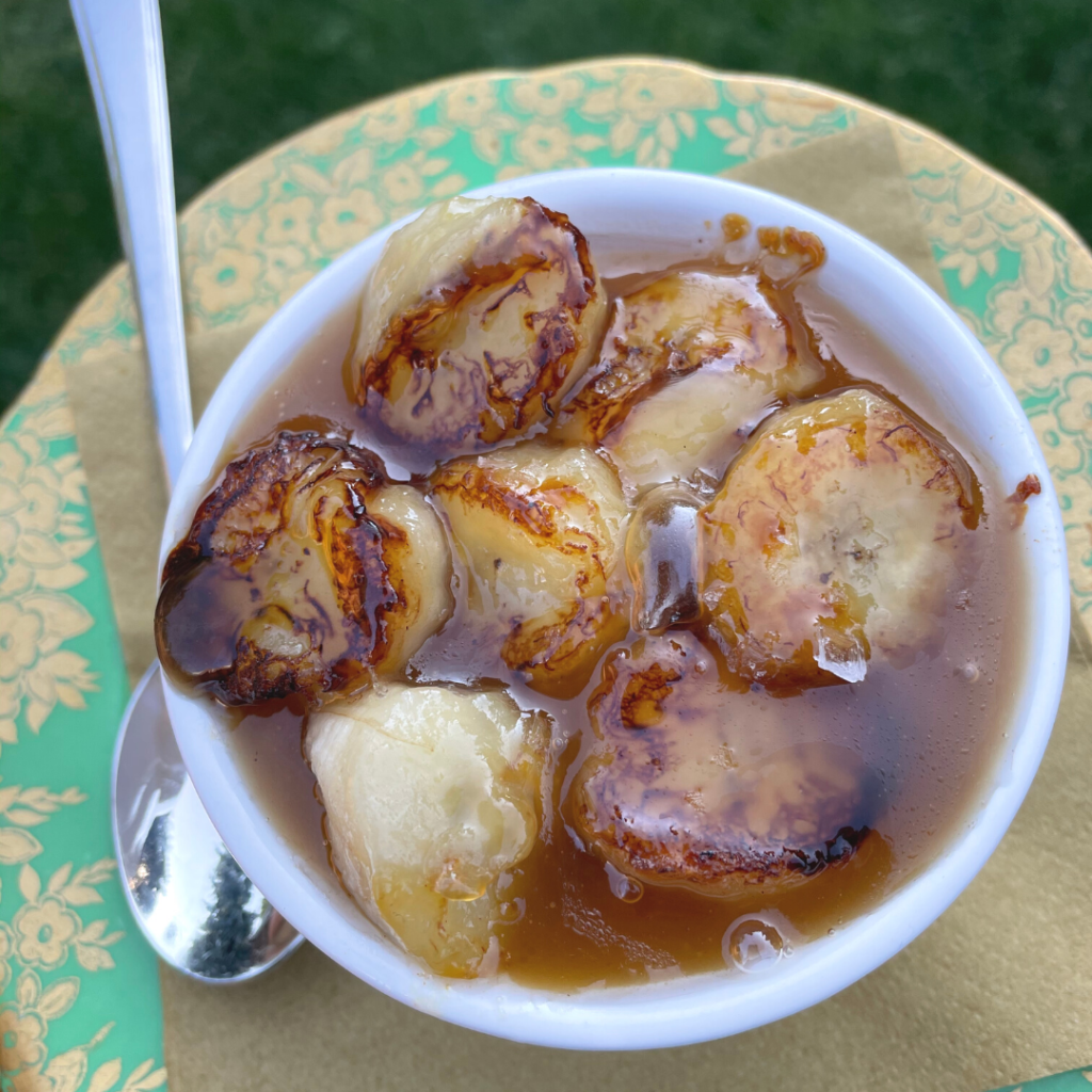 Caramelized banana maple custard cups